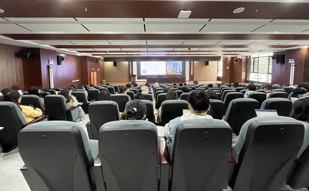 湘大法学院·勤人坡法律实务讲堂第43期|湖湘公证处薛妍妮作"预防纠纷,定分止争的公证服务"专题授课